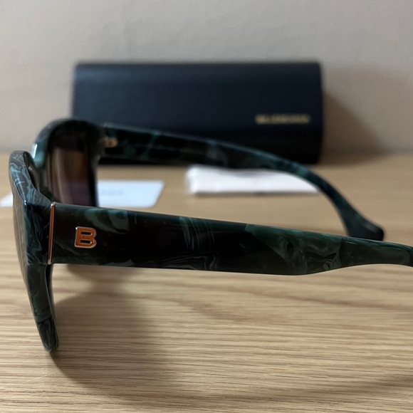 NWB Balenciaga Sunglasses Green Marble Print - Picture 4 of 14